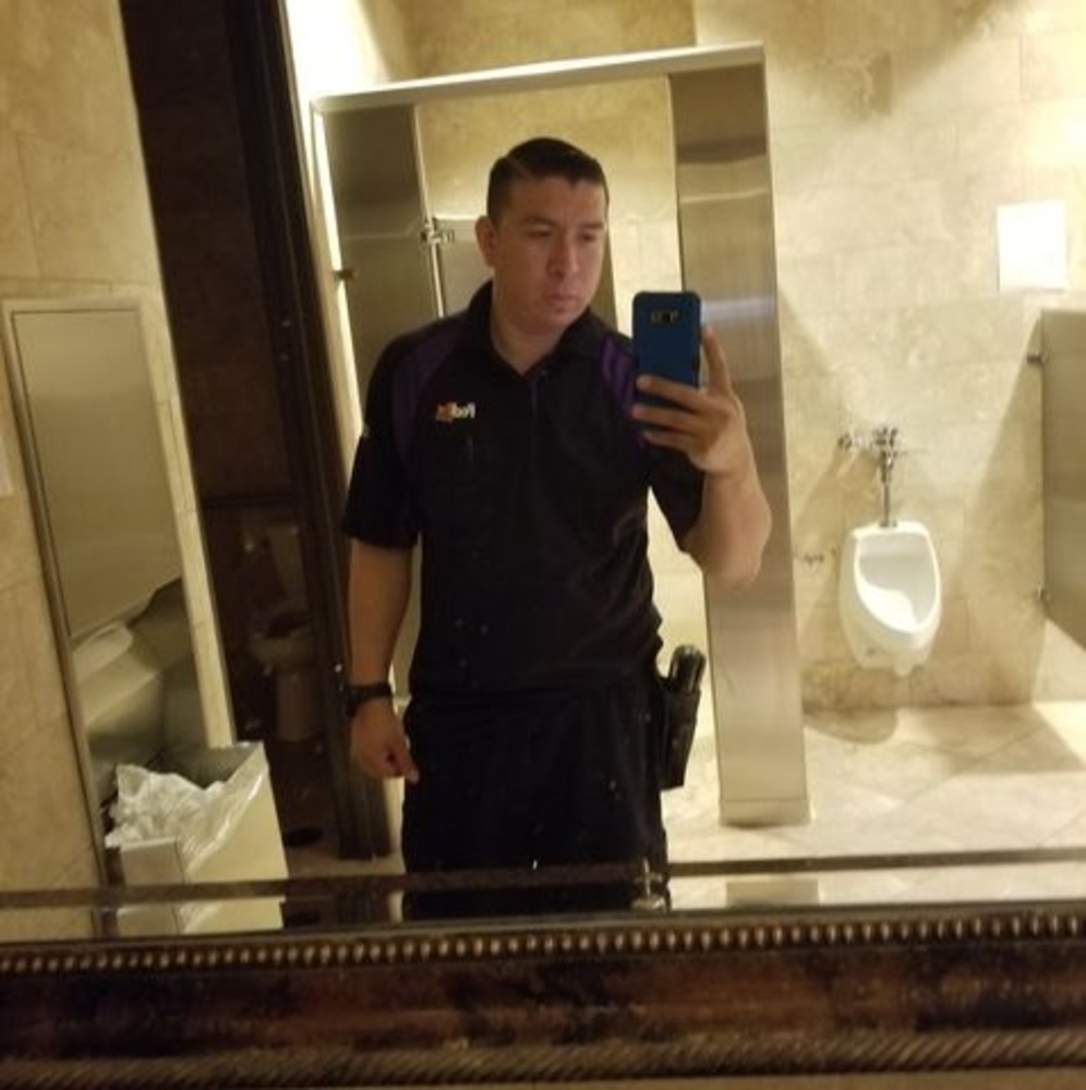 Meet your Posher, Hector